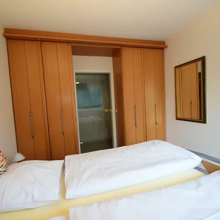 Cafe Steffens Апарт-отель Гослар